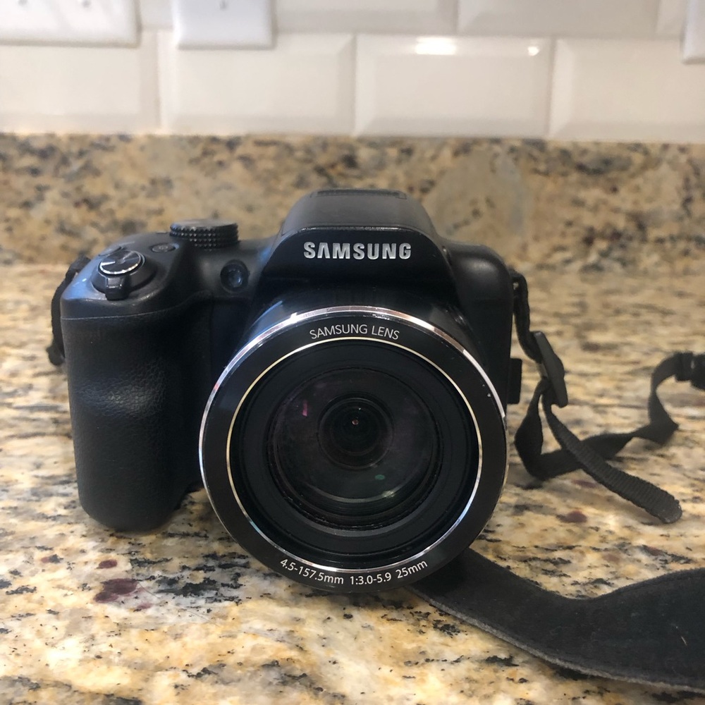 Samsung Wb1100F Digital Camera
